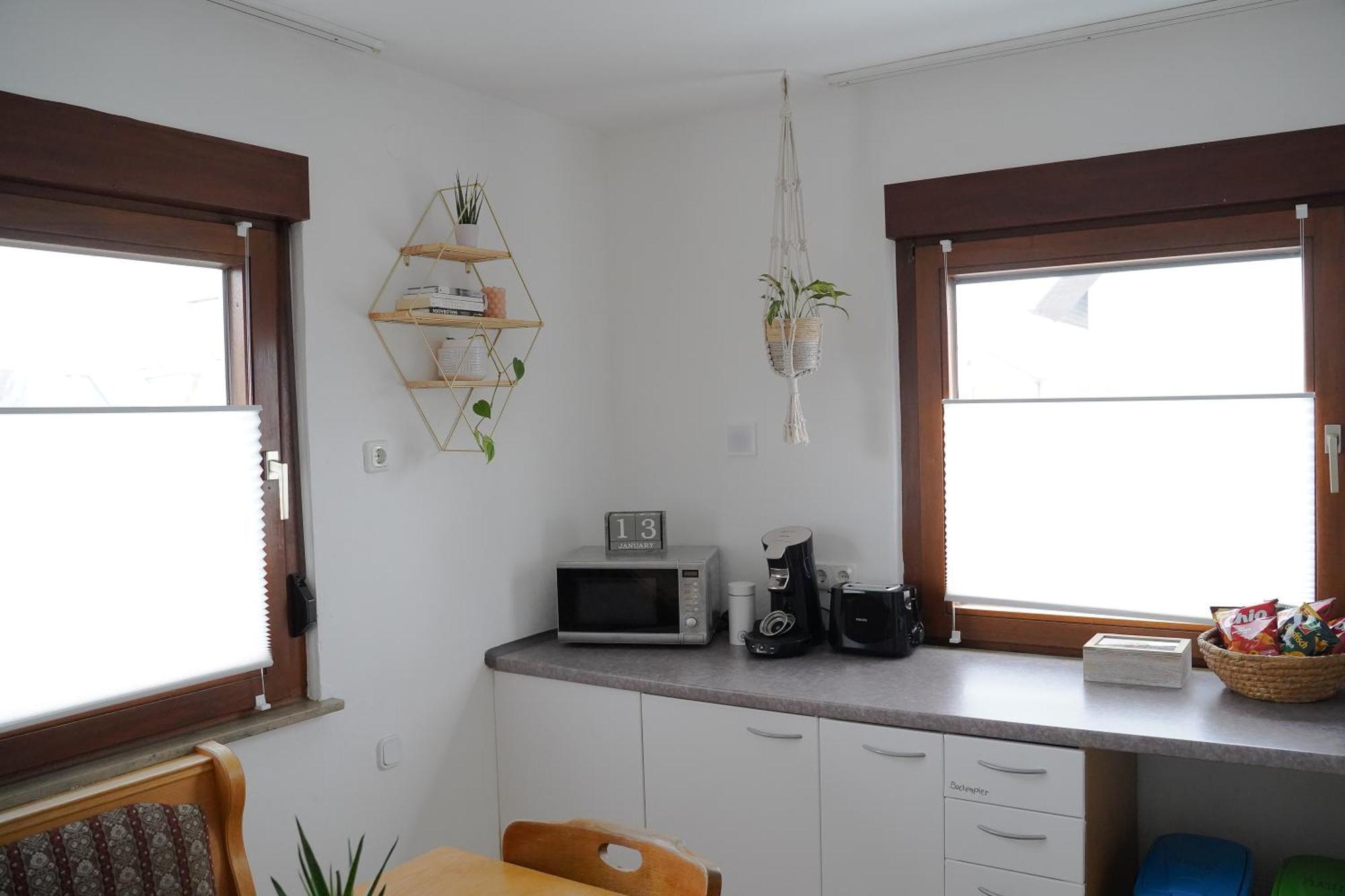 Happybnb Apartment Mit Sonniger Terrasse Lochgau Ngoại thất bức ảnh